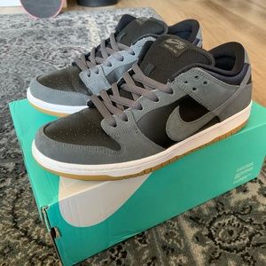 Nike SB Dunk Low TRD Dark Grey Black Gum